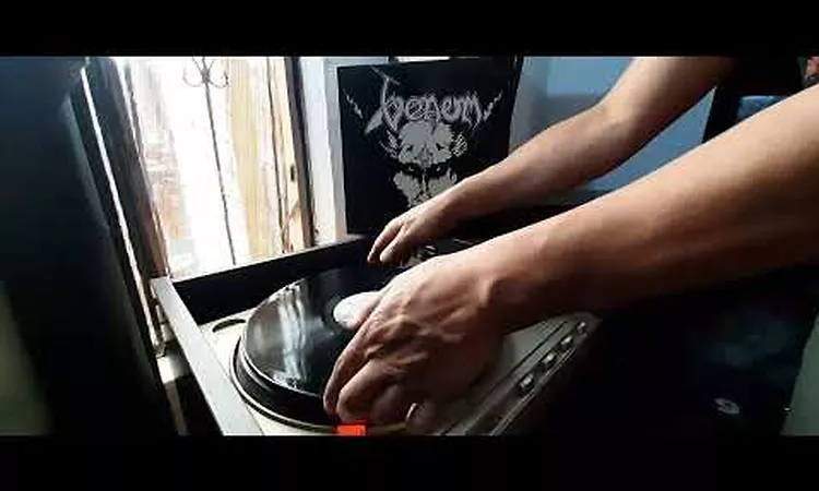 Venom Black Metal Combat Vinyl 1985 Mx 8030 Lp