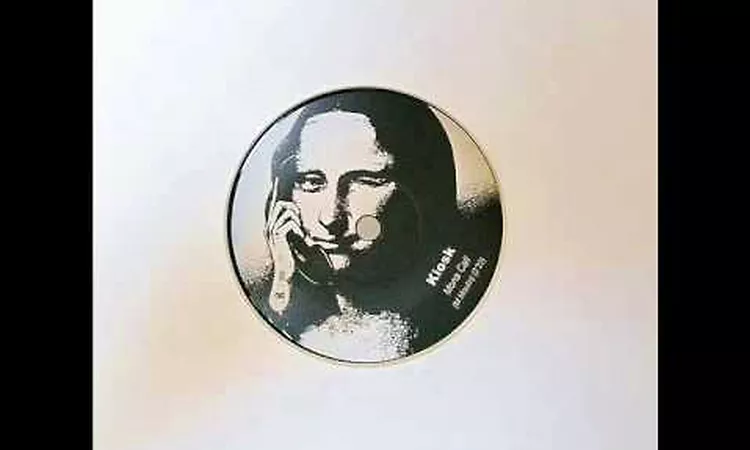 Kiosk - Mona Call (Marc Moulin)