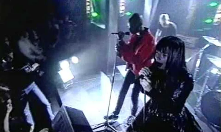 Bjork  e skunk Anansie - army of Me Live