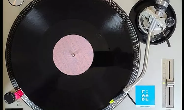 Synchrojack ?? Daylight / 900th Lifetime