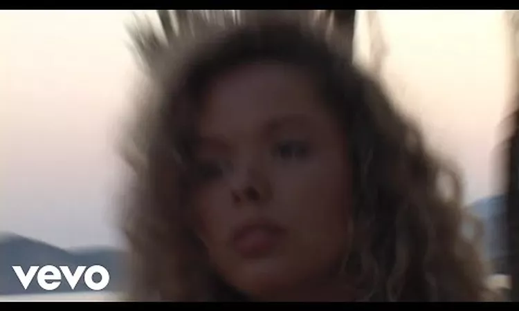 Nil?fer Yanya - Mutations (Official Visualiser)