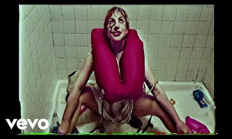 Lady Gaga - Folie ? Deux (Official Audio)