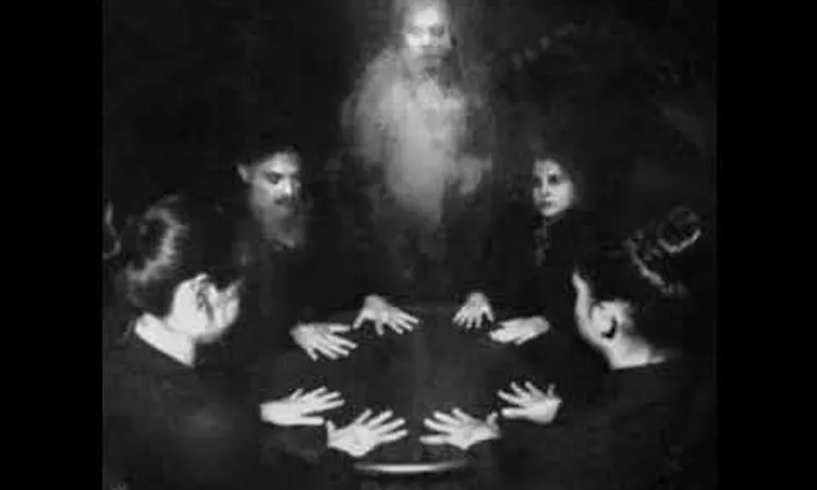 Jeff Mills ? Wait, I Feel A Presence