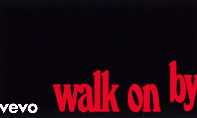 Lola Young - Walk On By (Lyrics)