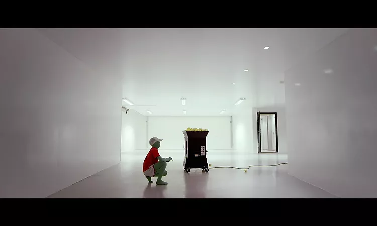 Elliot Moss ? Pattern Repeating (Official Video)