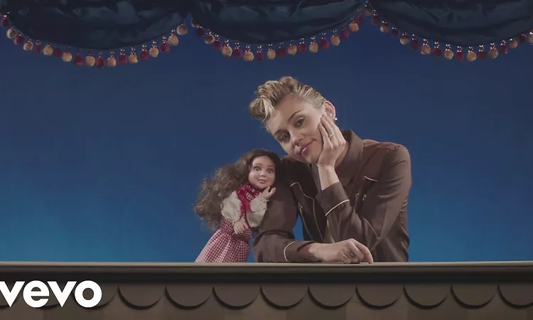 Miley Cyrus - Younger Now (Official Video)