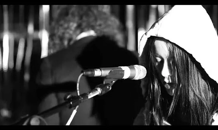 Nell and The Flaming Lips - No More Shall We Part (Nick Cave cover version)