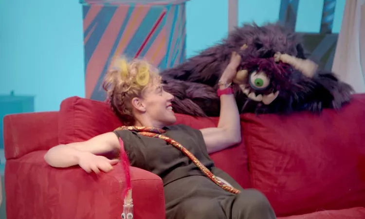 tUnE-yArDs - Water Fountain (Official Video)