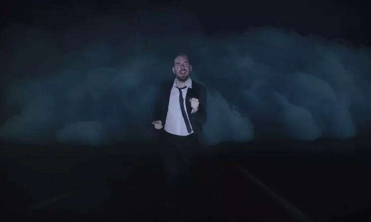De Staat - One Day (Official Music Video)