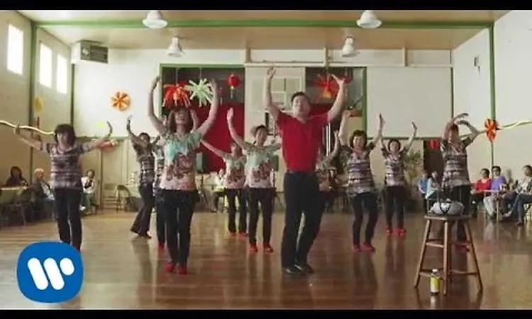 Blur - Lonesome Street (Official Music Video)