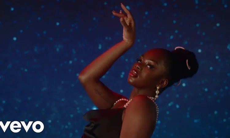 Nina Simone - I Put A Spell On You (Official Video)