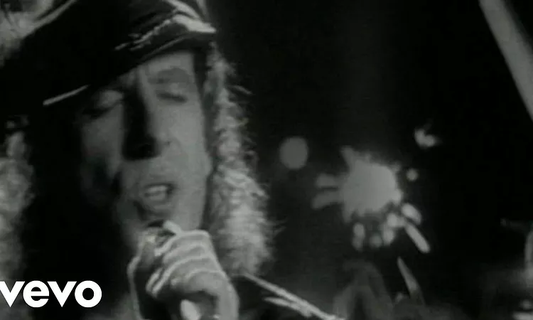 Scorpions - Wind Of Change (Official Music Video)