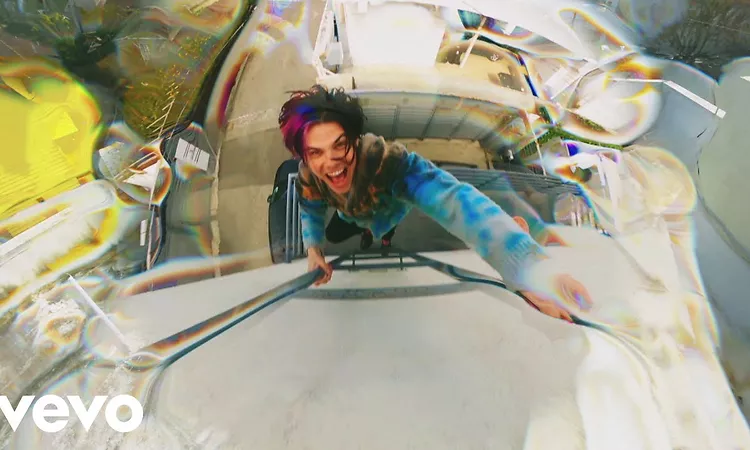 YUNGBLUD - weird! (Official Video)