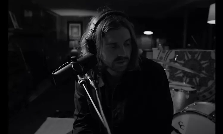 Lost Horizons feat. Cameron Neal - Nobody Knows My Name (Official Video)