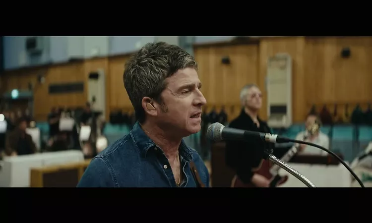 Noel Gallagher's High Flying Birds - Open The Door, See What You Find (Official Video)