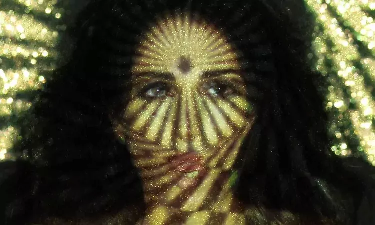 Yasmine Hamdan - Samar