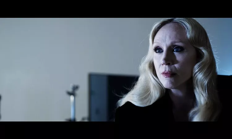 Sleaford Mods Ft. Gwendoline Christie & Big Special - The Good Life (Official Video)
