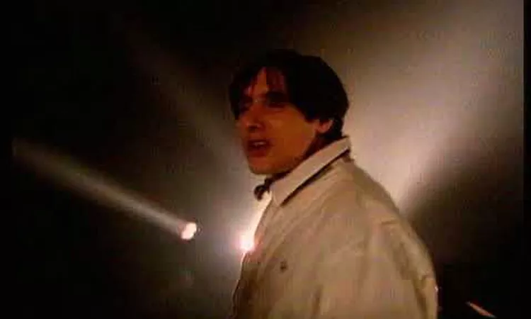 Happy Mondays - Loose Fit (Official Music Video)