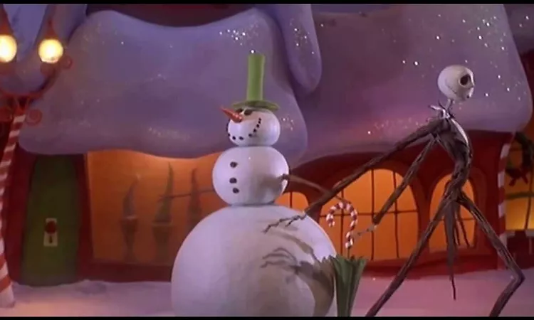 The Nightmare Before Christmas - What's This (Lyrics)