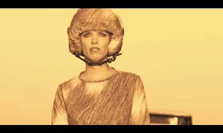 Liesa Van der Aa - Funny [Official Music Video]