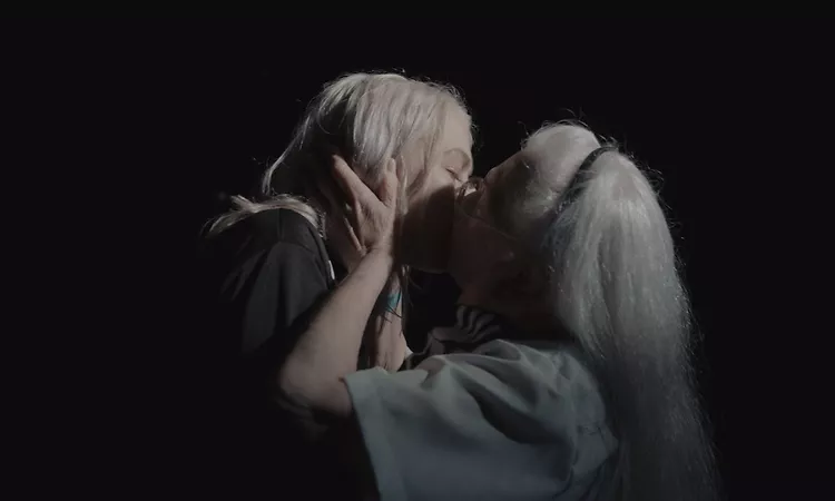 Phoebe Bridgers - I Know the End (Official Video)