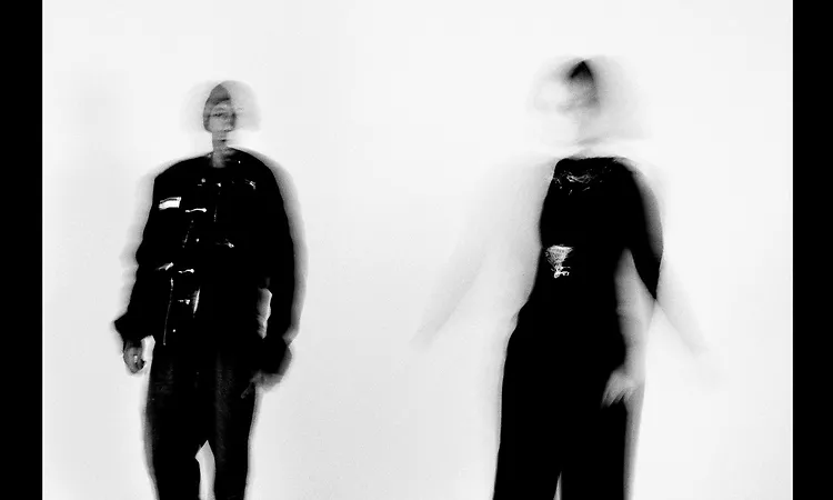 Tricky - Out of Place (feat. Marta Z?akowska) [Official Video]