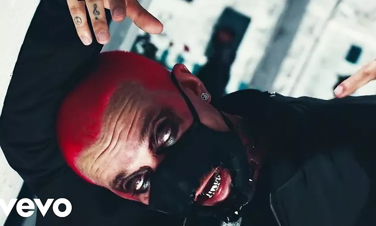 J Balvin, Bad Bunny - CUIDAO POR AH? (Official Video)