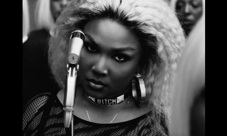 Lizzo - BITCH (Official Video)