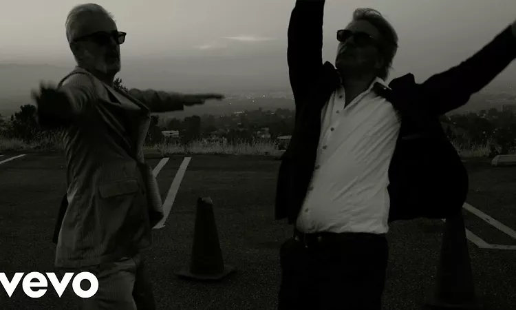 Triggerfinger - Stars (Official Video)