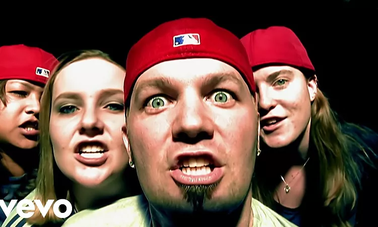 Limp Bizkit - Break Stuff (Official Music Video)