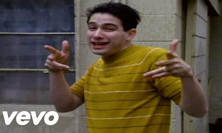 Beastie Boys - Pass the Mic