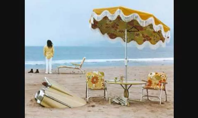 Neil Young - On The Beach