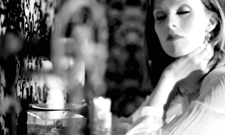 Karen Elson - Milk and Honey