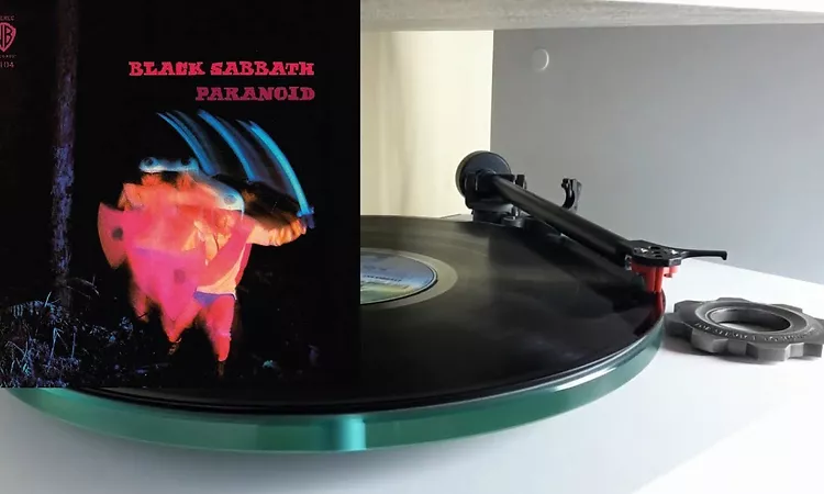 BLACK SABBATH Paranoid vinyl rip 1080p