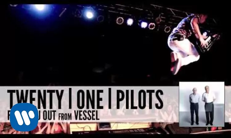 twenty one pilots: Fake You Out (Audio)