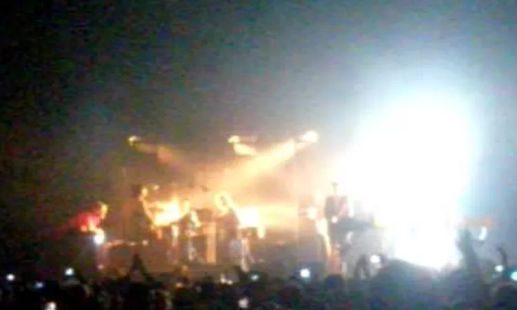 Soulwax  @ Soulwaxmas - Part of the weekend never dies 02-12-2010  - Barcelona.AVI