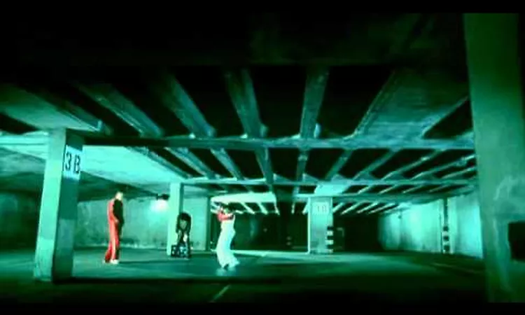 Jaydee - Plastic Dreams 2003 [Official Music Video]