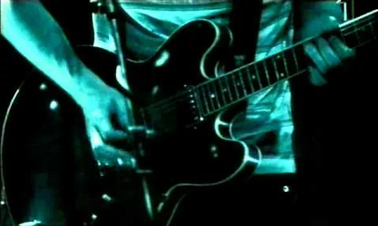 Blur - No Distance Left To Run (Live at The Depot, London 1999)