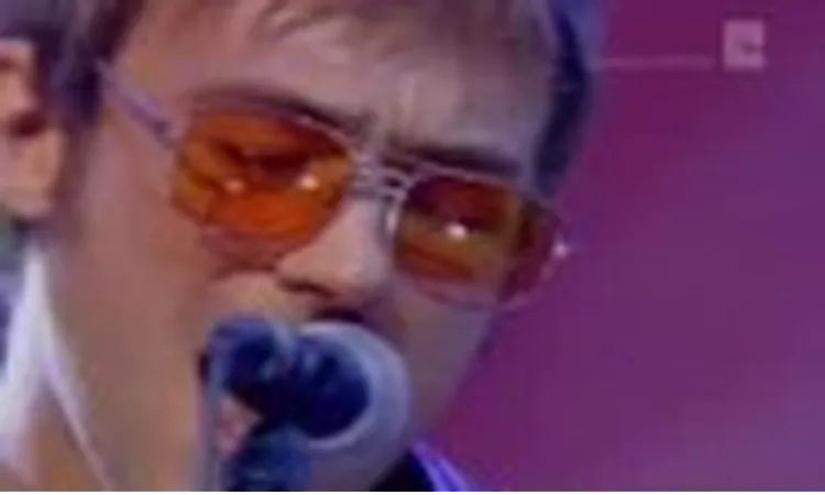 Blur - No Distance Left To Run (Jools Holland 1999)