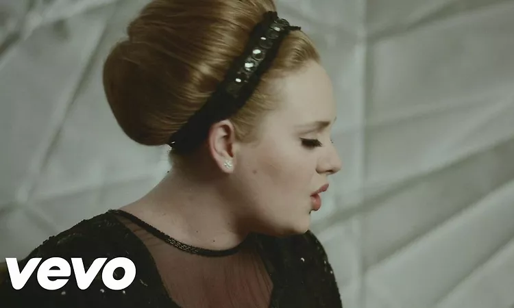 Adele - Rolling in the Deep