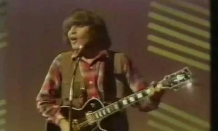 Creedence Clearwater Revival  proud mary -Rollin' on a river