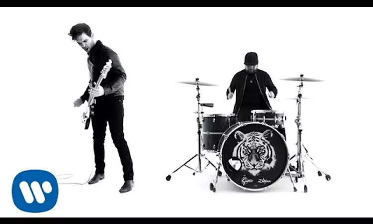 Royal Blood - I Only Lie When I Love You (Official Video)
