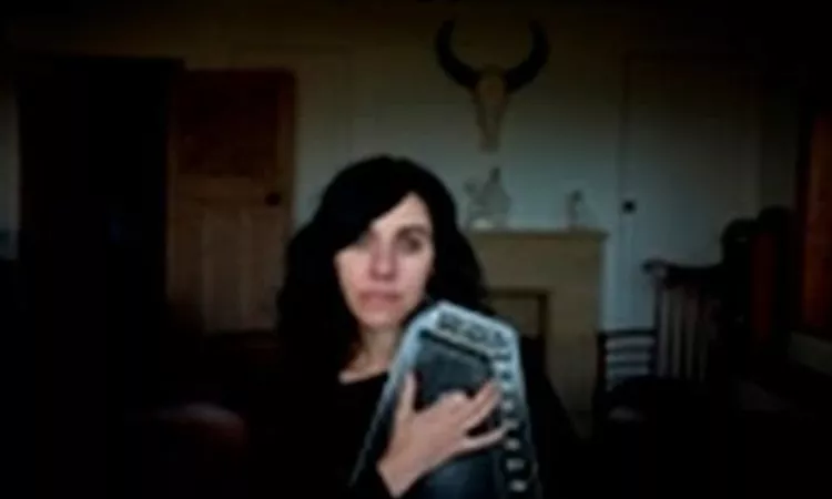 PJ Harvey- The Words That Maketh Murder