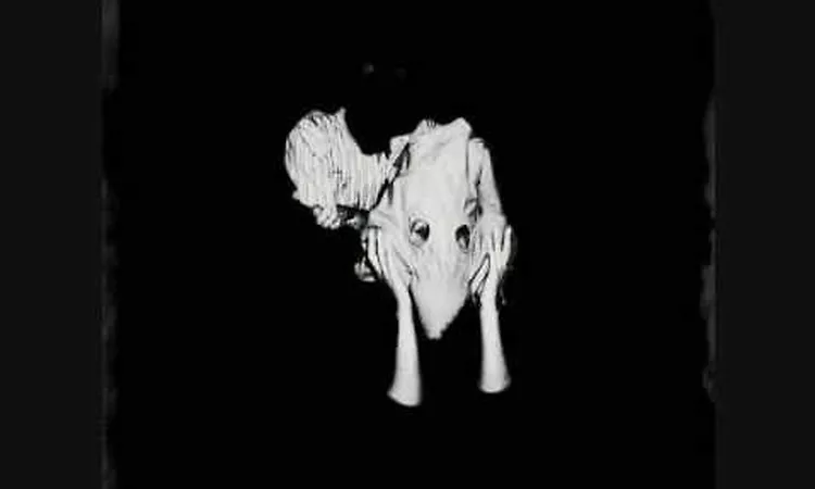 Sigur Ro?s - Hryggjarsula - Kveikur 2013 (high quality sound)