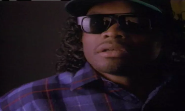Dr. Dre featuring Snoop Doggy Dogg - Dre Day ?? - Bohemia After Dark