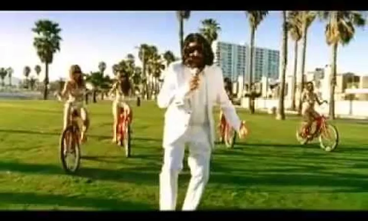 S?bastien Tellier - Divine (Official Video)