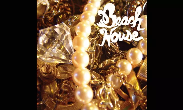 Auburn and Ivory - Beach House