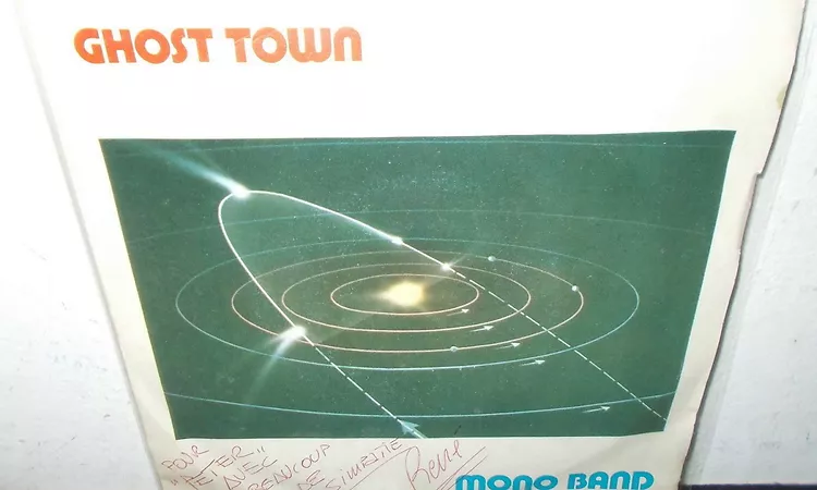 Mono Band ?? Ghost Town (7'' Version) 1984