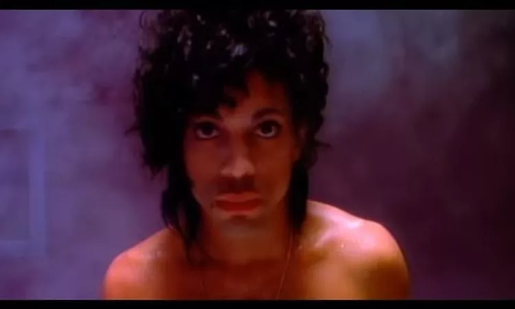Prince - When Doves Cry (Official Music Video)