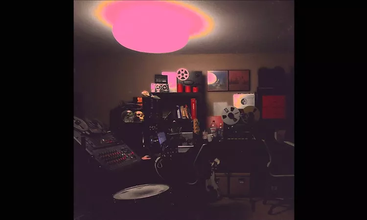 Unknown Mortal Orchestra - Like Acid Rain